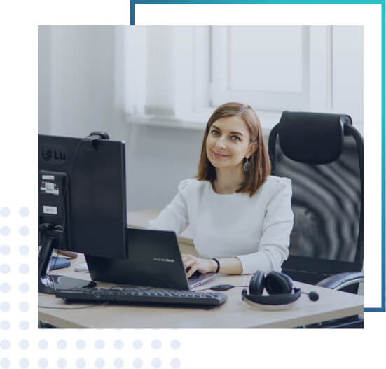 Girl in front of a computer